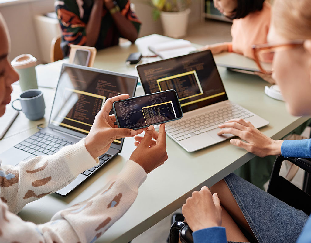 Reels vs. Carousels – What’s Driving Engagement Right Now?